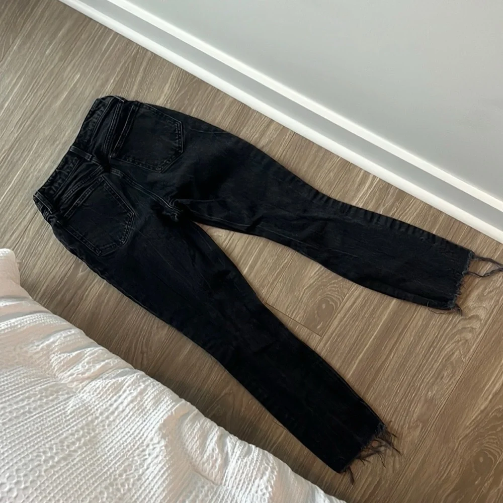 Abercrombie & Fitch High Rise Mom Jean - Picture 2 of 2